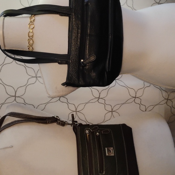 Purse Bundle - Picture 13 of 16